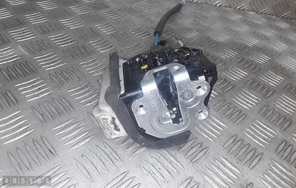 KIA Rio Rear door lock