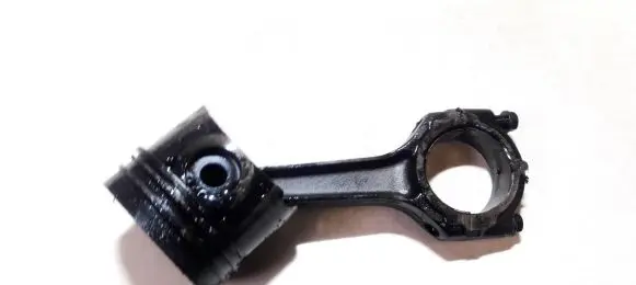 Renault Laguna II Piston with connecting rod