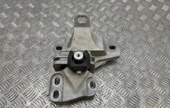 Mazda MX-30 Gearbox mounting bracket A260573