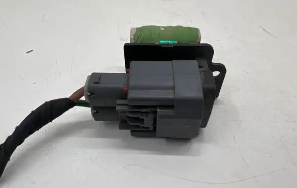 Ford Ecosport Coolant fan relay T74281A