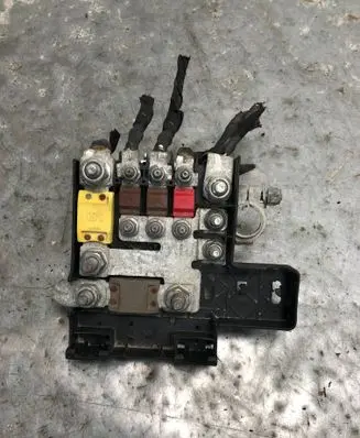 Jeep Compass Positive cable (battery) 