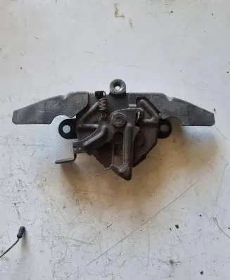Toyota Corolla E120 E130 Engine bonnet/hood lock/catch
