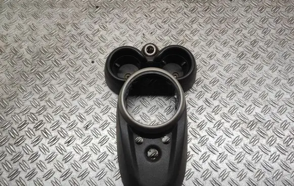 Mini Cooper Countryman R60 Gear shifter surround trim plastic 9805539 9803308 30021945