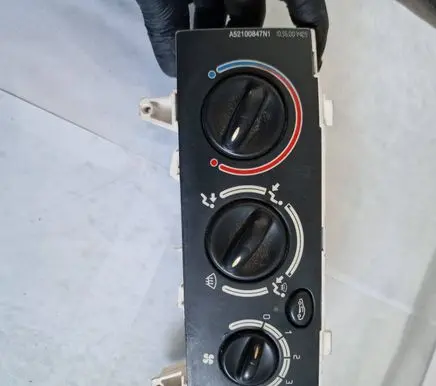 Renault Megane I Climate control unit 655738N A52CHHG 00839