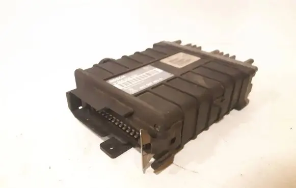 Volkswagen PASSAT B3 Engine control unit/module 443907403G