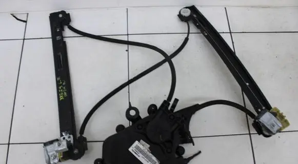 Seat Ibiza IV (6J,6P) Front door window regulator with motor 6R0959801