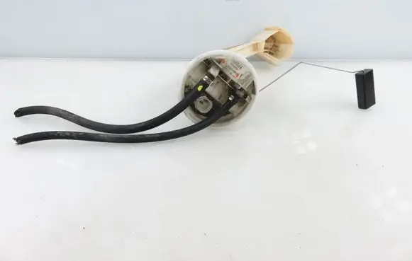 Audi A4 S4 B5 8D Fuel level sensor 8D0919673N