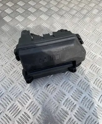 Land Rover Range Rover Sport L461 Fuse box set R8E214A074CA