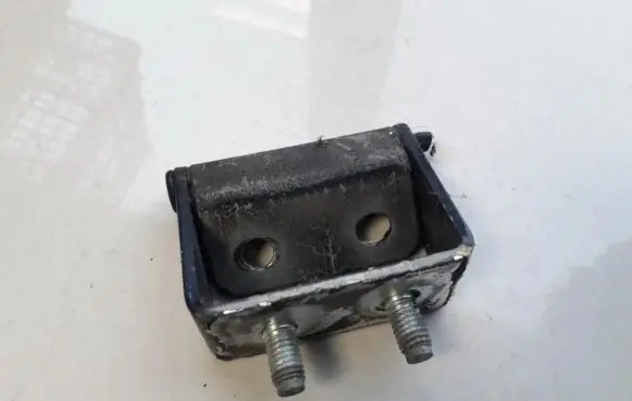 Nissan Qashqai Tailgate/trunk/boot hinge