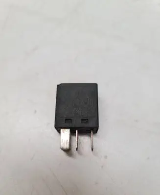 Volvo S60 Other relay 9441161 024151A A4001X40