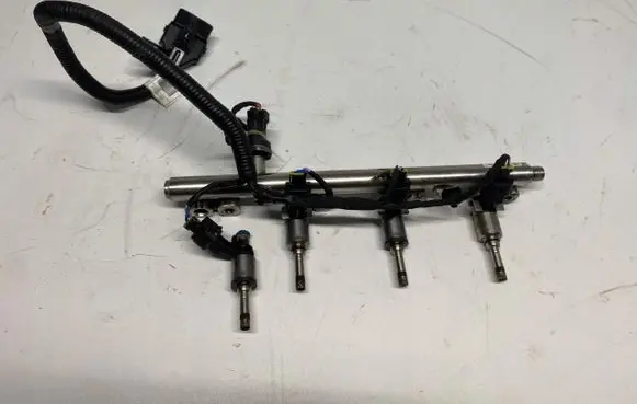 Hyundai Tucson LM Fuel injector 35310-2B110