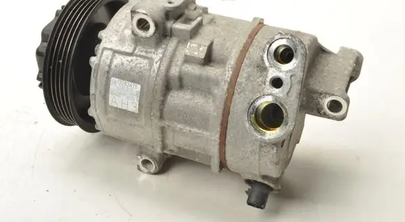Opel Corsa D Air conditioning (A/C) compressor (pump) 13263478