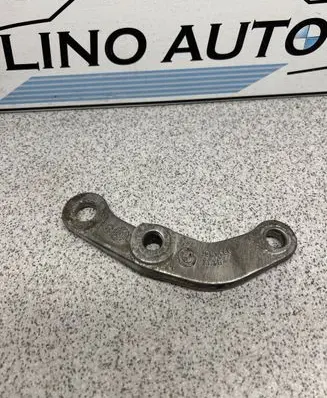 BMW 5 E39 Sway bar bush bracket, front 1091988