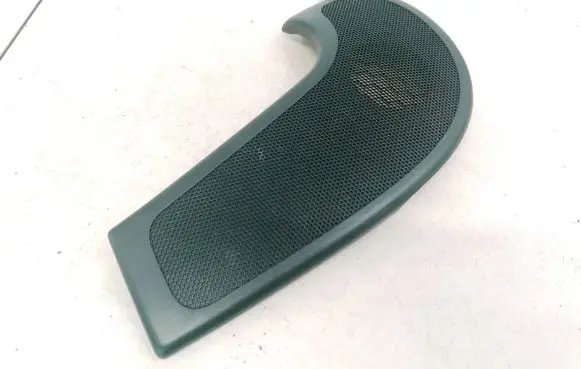 Side speaker trim/cover