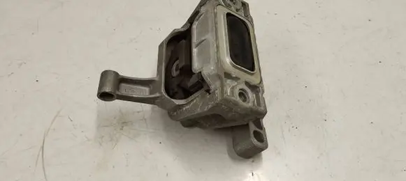 Audi A3 S3 8V Engine mount bracket 5n0199262