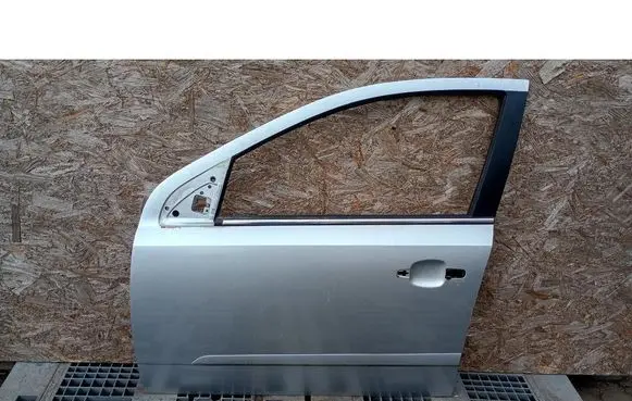 Opel Astra H Front door 