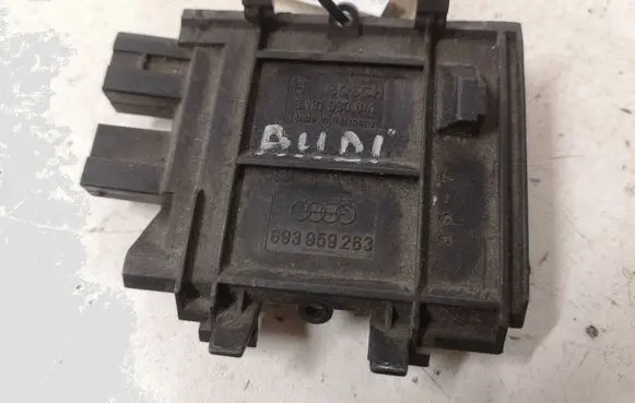 Audi A4 S4 B6 8E 8H Heater blower motor/fan resistor 3131090041 893959263