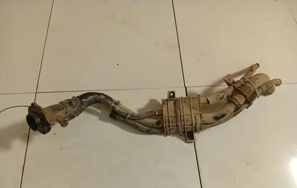 Opel Antara Fuel tank filler neck pipe 