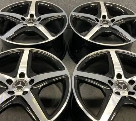 Mercedes-Benz CLS C218 AMG R18 alloy rim A2184011402 A2184011502