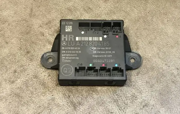 Mercedes-Benz C W204 Door control unit/module A2128204185