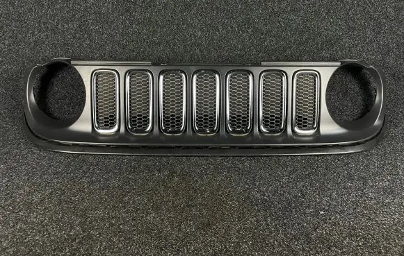 Jeep Renegade Front bumper upper radiator grill 73558782E