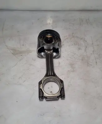 Volkswagen II LT Piston with connecting rod 028H