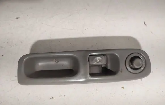 Renault Twingo I Electric window control switch 7700832376