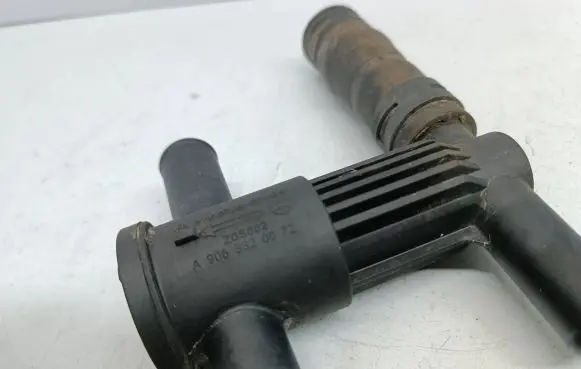 Mercedes-Benz Sprinter W906 Engine coolant pipe/hose A9068320072 N8379001