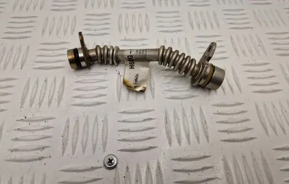 Ford Focus Turbo turbocharger oiling pipe/hose H6BG6K677AA