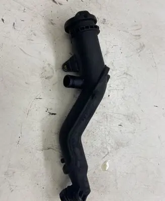 Peugeot 508 Oil fill pipe 9654733980 PA6GF35