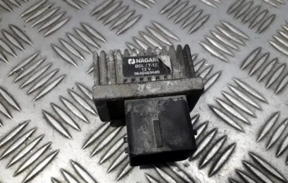 Peugeot Partner Glow plug pre-heat relay 9640469680