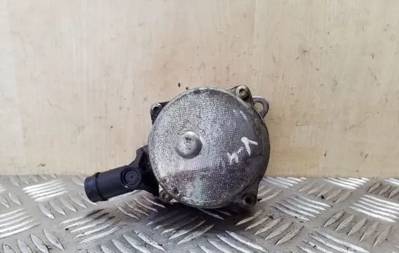 Volvo S40, V40 Vacuum pump