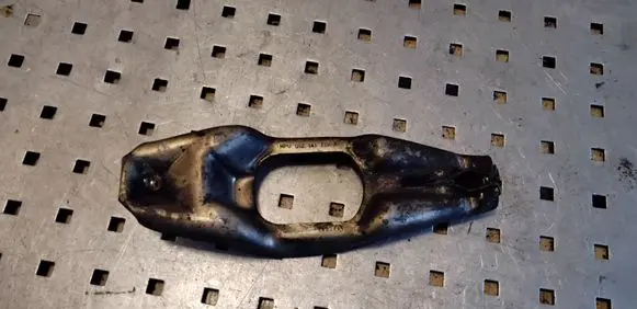 Audi 80 90 S2 B4 Clutch release arm fork 012141719A