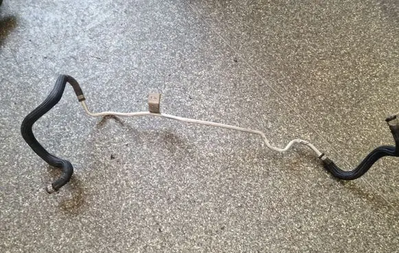 Chrysler 200 Coolant pipe/hose 