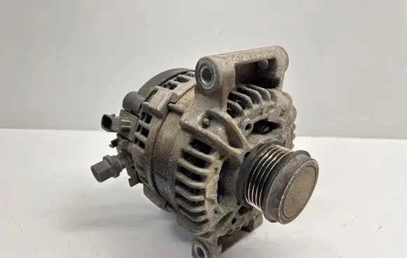 Opel Astra K Generator/alternator 13513070 0126312102 150217