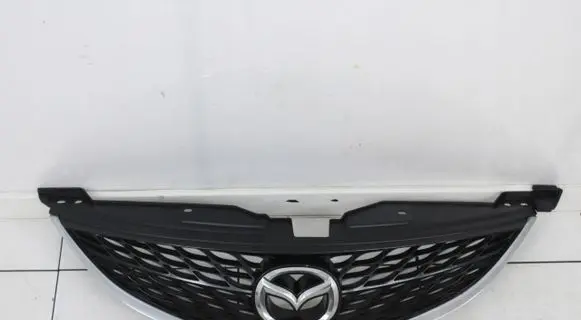 Mazda 6 Front bumper upper radiator grill GS1D50712
