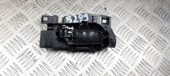 Hyundai i40 Front door interior handle 9683446177