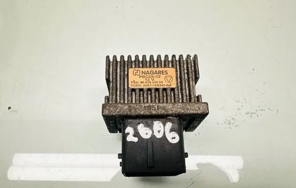 Jaguar XF X250 Glow plug pre-heat relay 9663824880