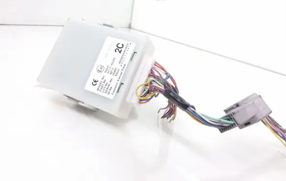 Suzuki Swift I Door central lock control unit/module 3717162J20 97RI012023