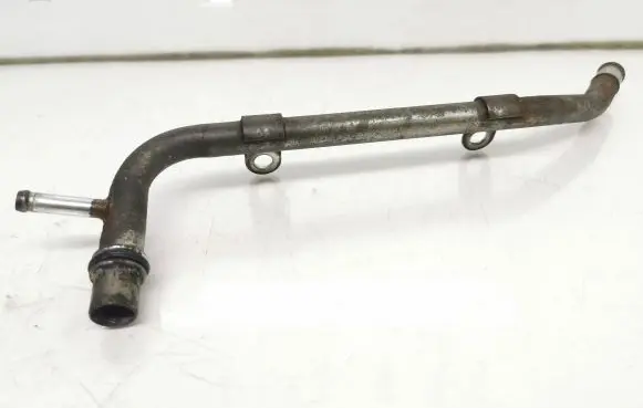 Toyota RAV 4 (XA30) Engine coolant pipe/hose