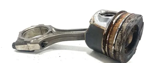Toyota Avensis T270 Piston with connecting rod 9DA06375