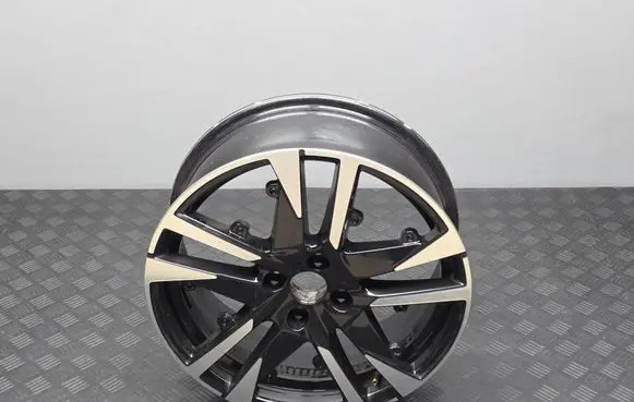 Peugeot 2008 II R18 alloy rim 9828186880