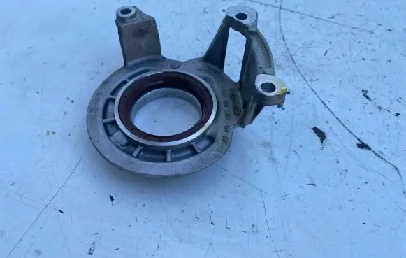 Volkswagen PASSAT B8 other engine part 05E109093C