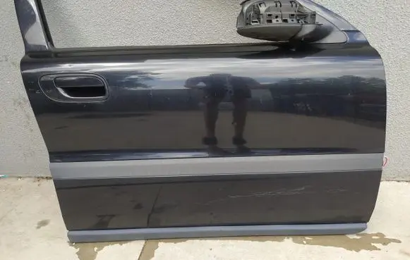 Volvo S60 Front door