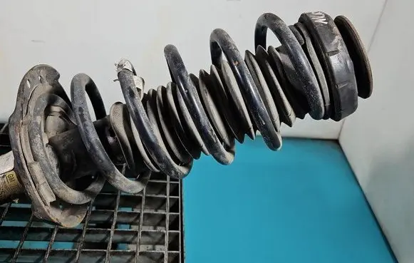 Opel Mokka Front coil spring 95104195 IMPRK1476851