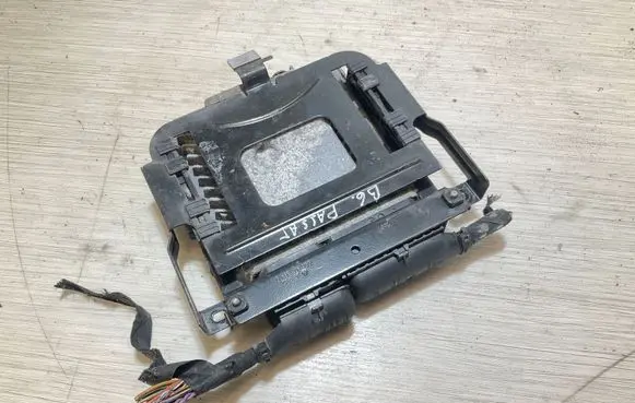 Volkswagen PASSAT B6 Engine control unit/module 03G906018FG