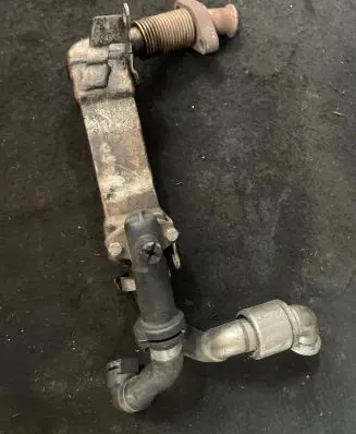 BMW 5 E60 E61 EGR valve cooler 7794245