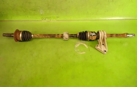 Suzuki SX4 Front driveshaft