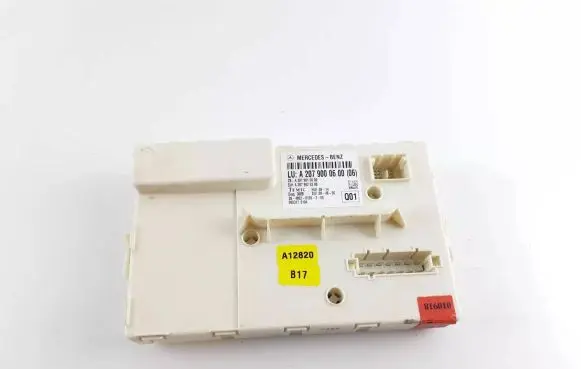 Mercedes-Benz E C207 W207 SAM control unit A2079000600 A2079010000 A2079020300