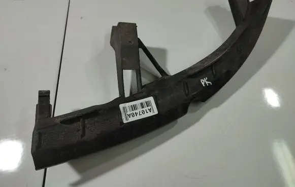 Renault Scenic II - Grand scenic II Front bumper mounting bracket 8200183741